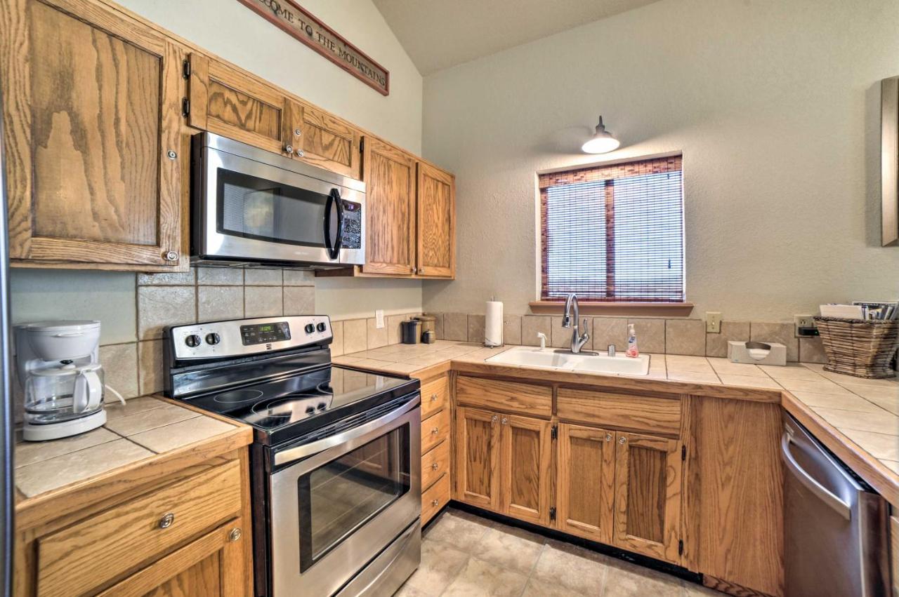Pagosa Springs Getaway With Patio And Lake Views! Exterior photo